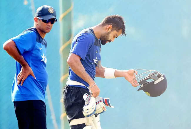 Embed-Virat-Dravid-2612