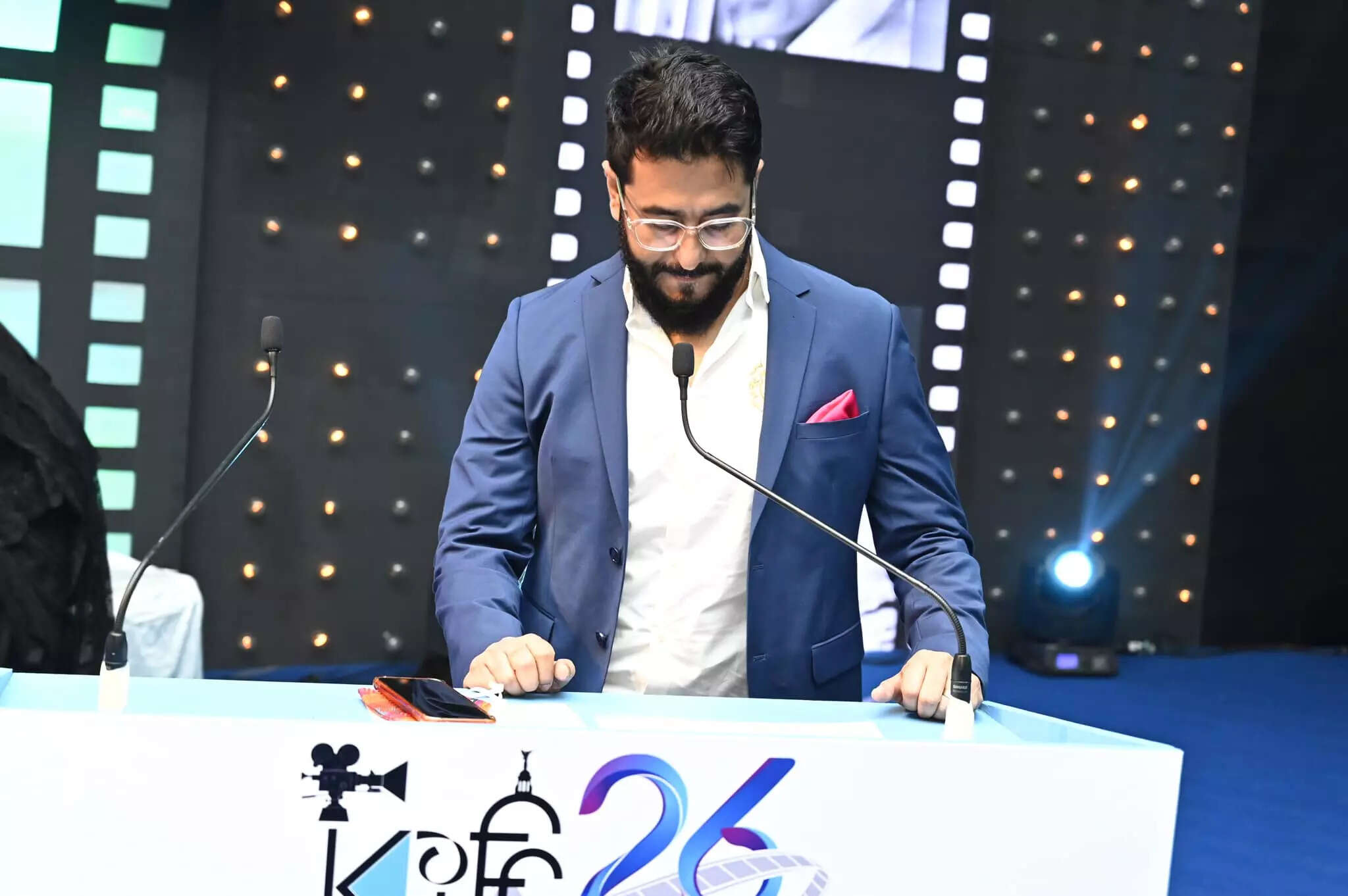 Raj Chakraborty1