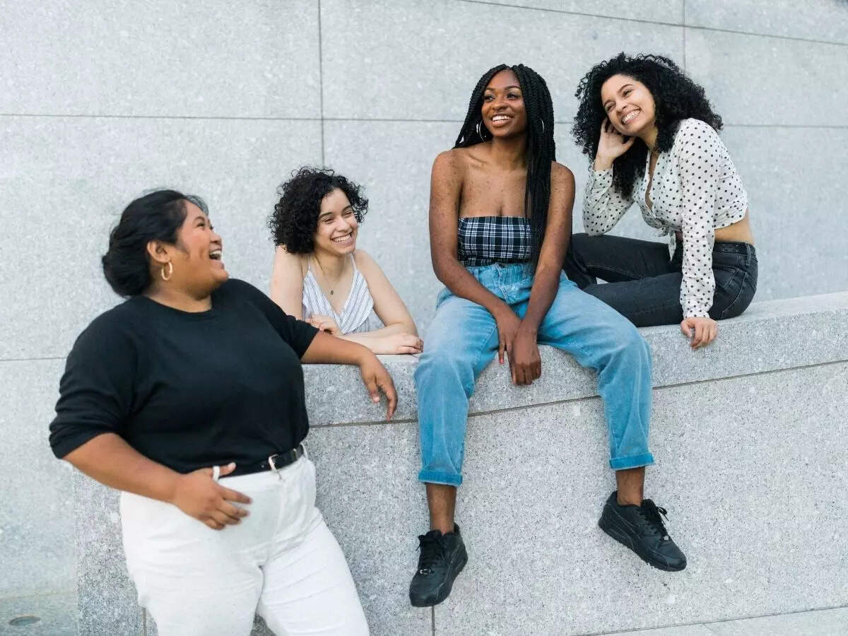 International Women's Day 2022: Messages & Status