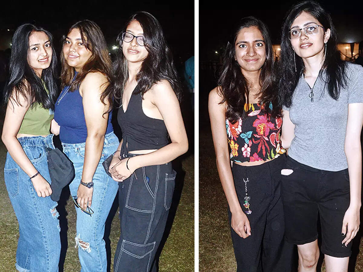 (L) Jigar Jain, Himanshi Prasad and Manasvi Jain (R) Ravija and Kalika