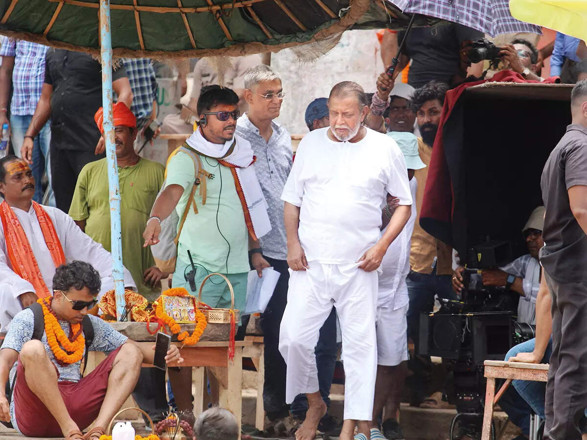 Mithun at Assi Ghat