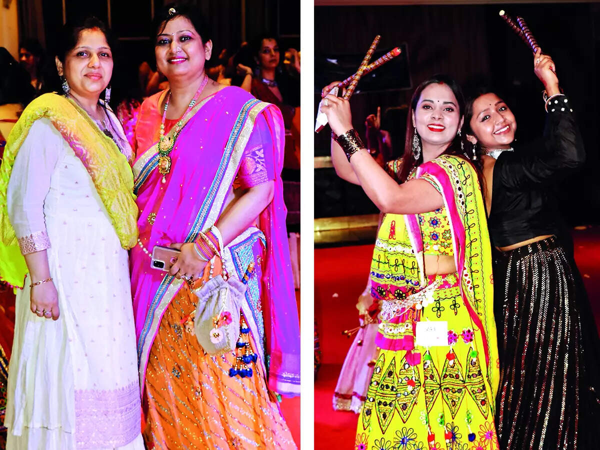 (L) Vartika and Sonali Agrawal (R) Shatakshi and Chandani Rauniyar