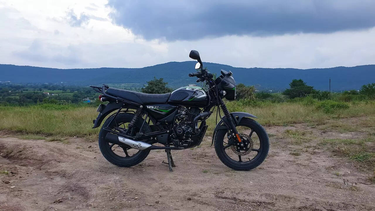 bajaj ct 125x review side