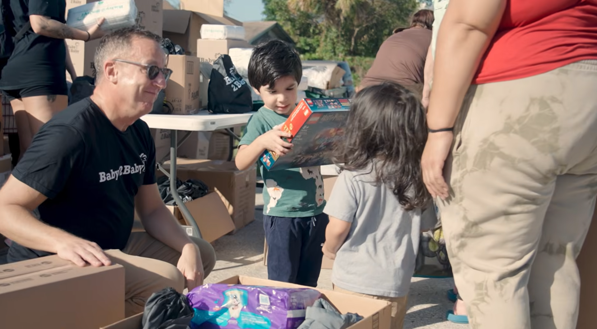 The 2026 Baby of the Year winner will receive $25,000 and appear in a national advertising campaign, while the fundraiser supports children in need across all 50 US states.