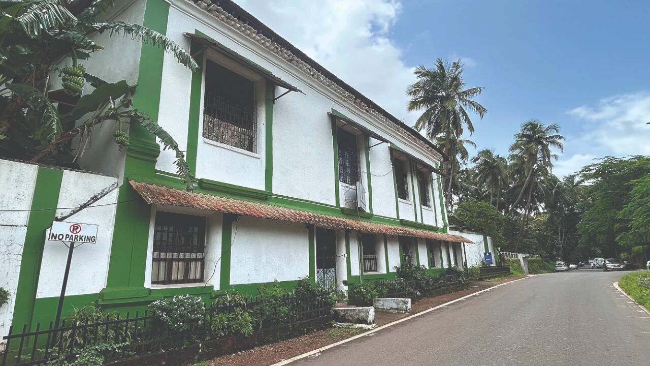 HOUSE OF BULL