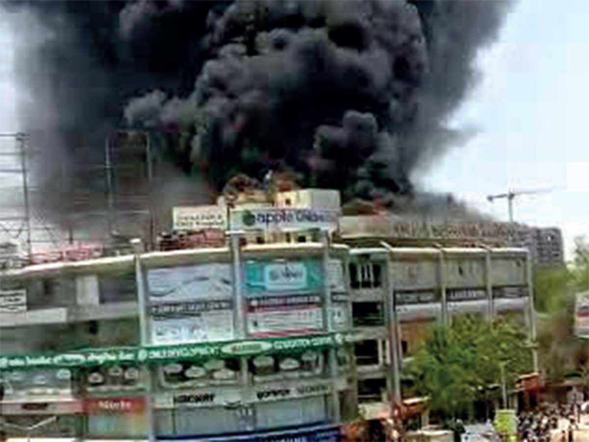 11 babies in neo-natal care evacuated