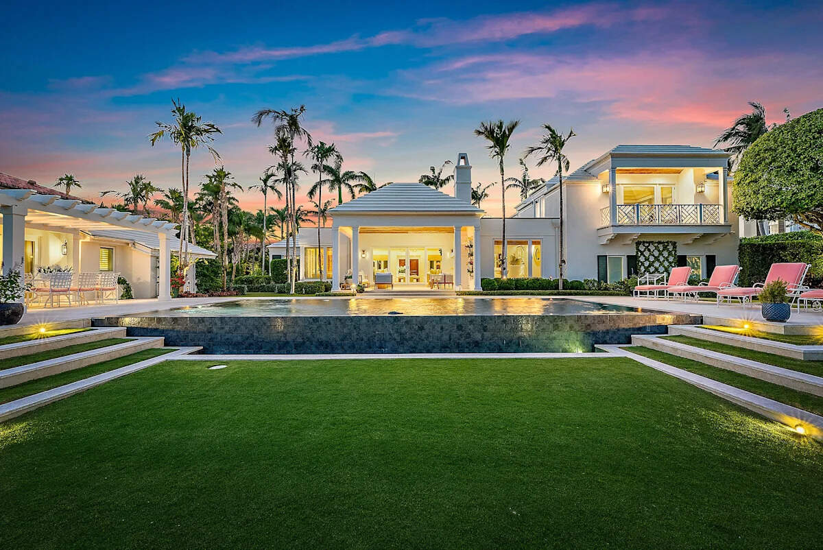 ​<strong>Palm Beach couple sells Everglades Island mansion for $25.4 million after 11 years</strong>​