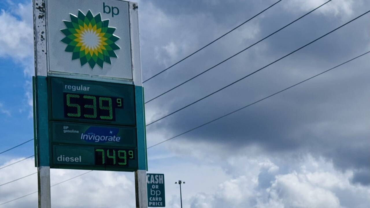 Florida gas prices hit $5 as oil surge drives costs higher