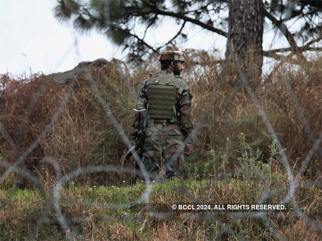 Pakistan Army shells villages along LoC in Poonch