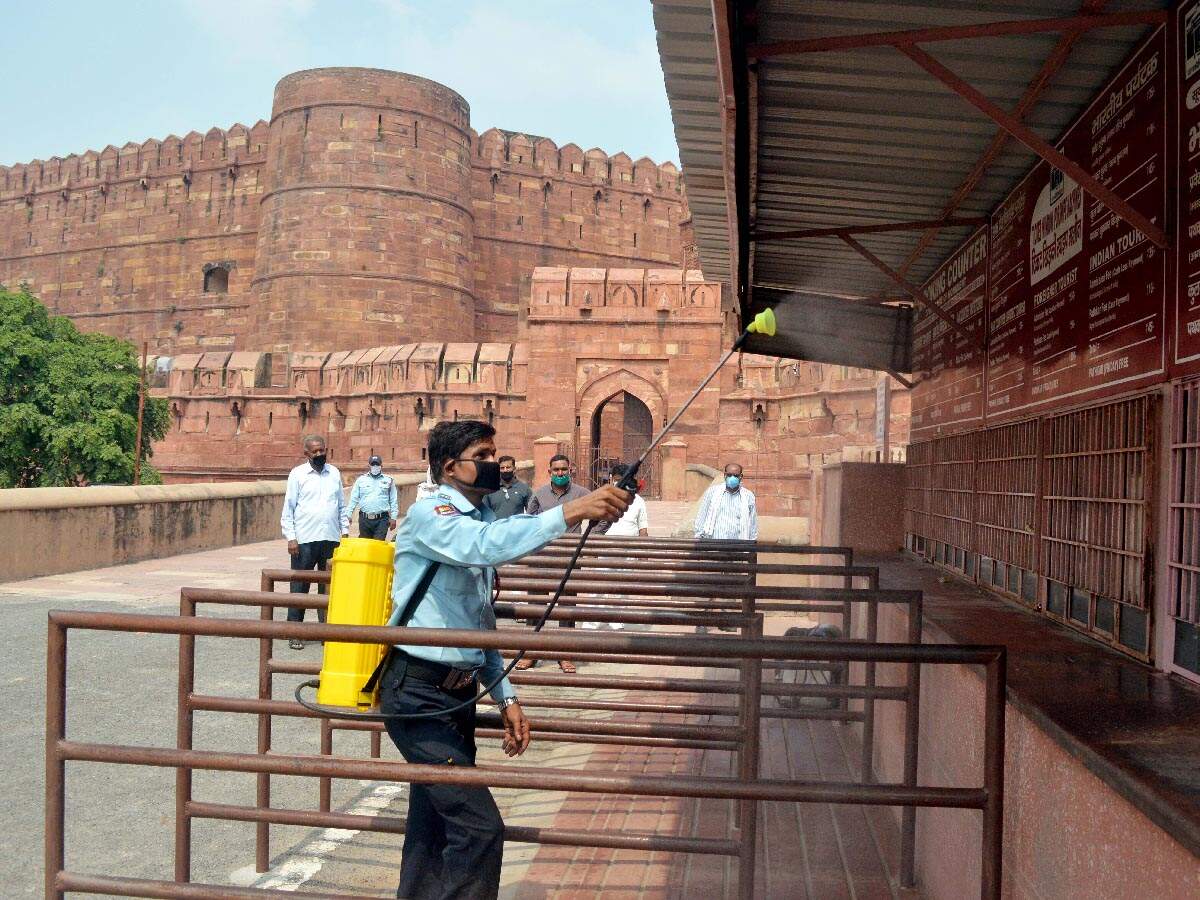 The reopening of the Taj Mahal and Agra Fort is a positive sign for the tourism industry (BCCL)