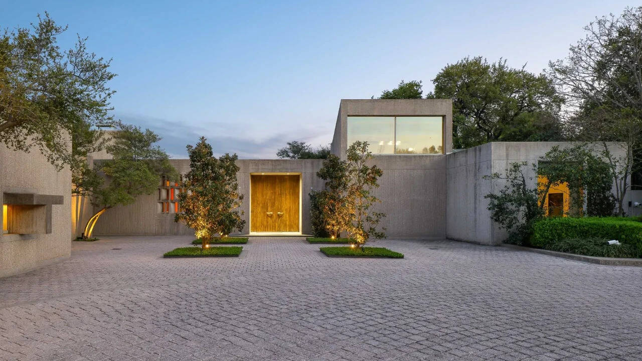 The outdoor space