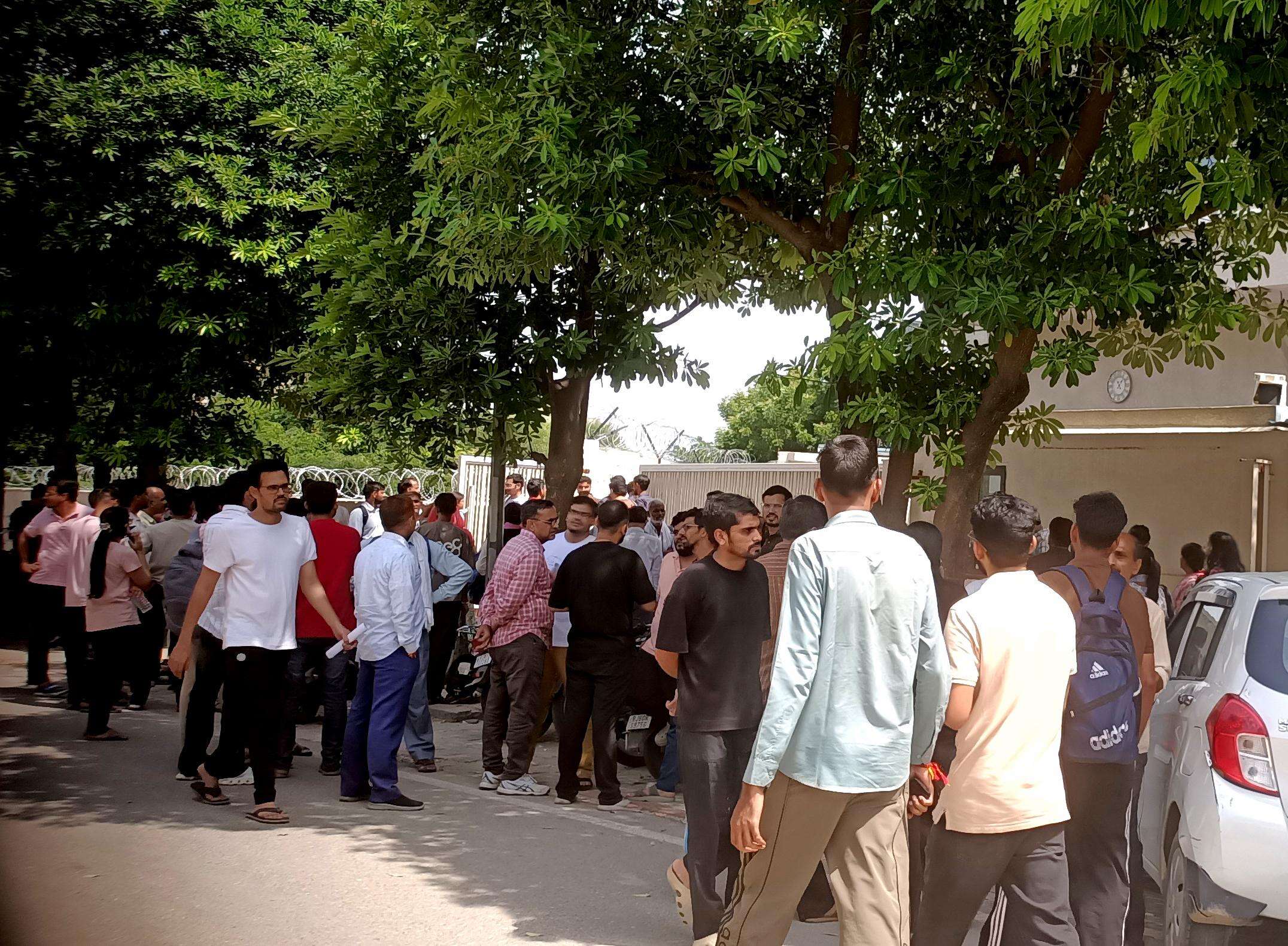 Students protests outside centre in Jaipur (3).jpeg