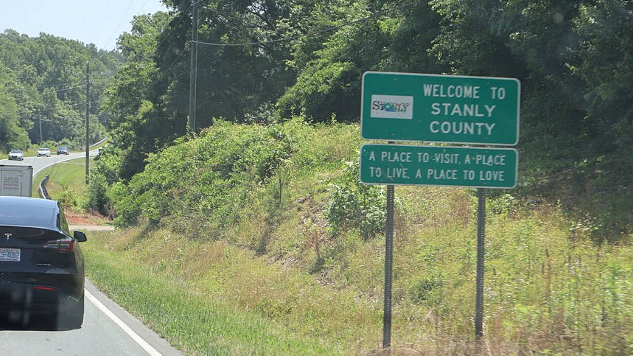Cabarrus-Stanly_County_Line