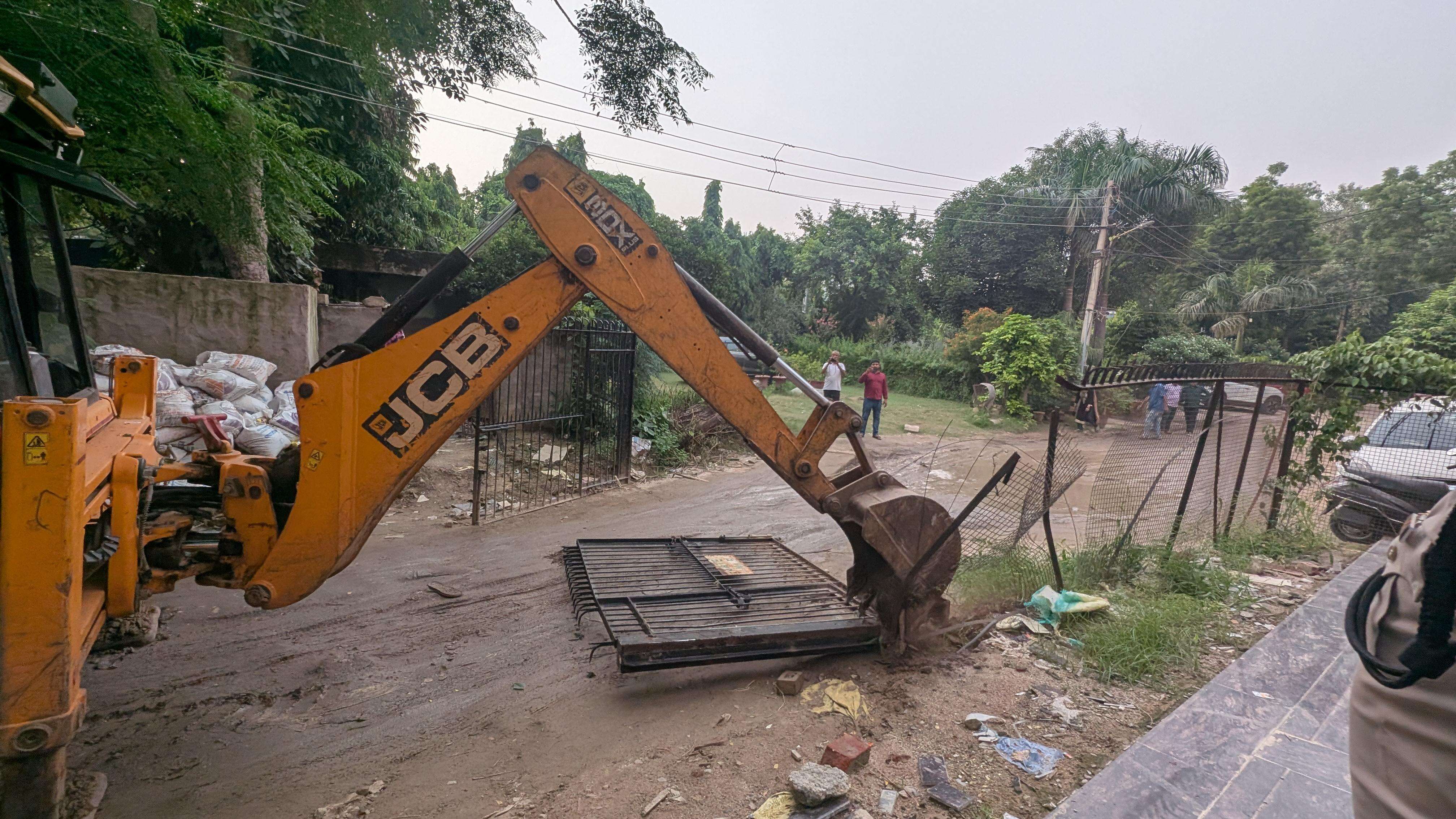 Palam Vihar demol 1.jpeg