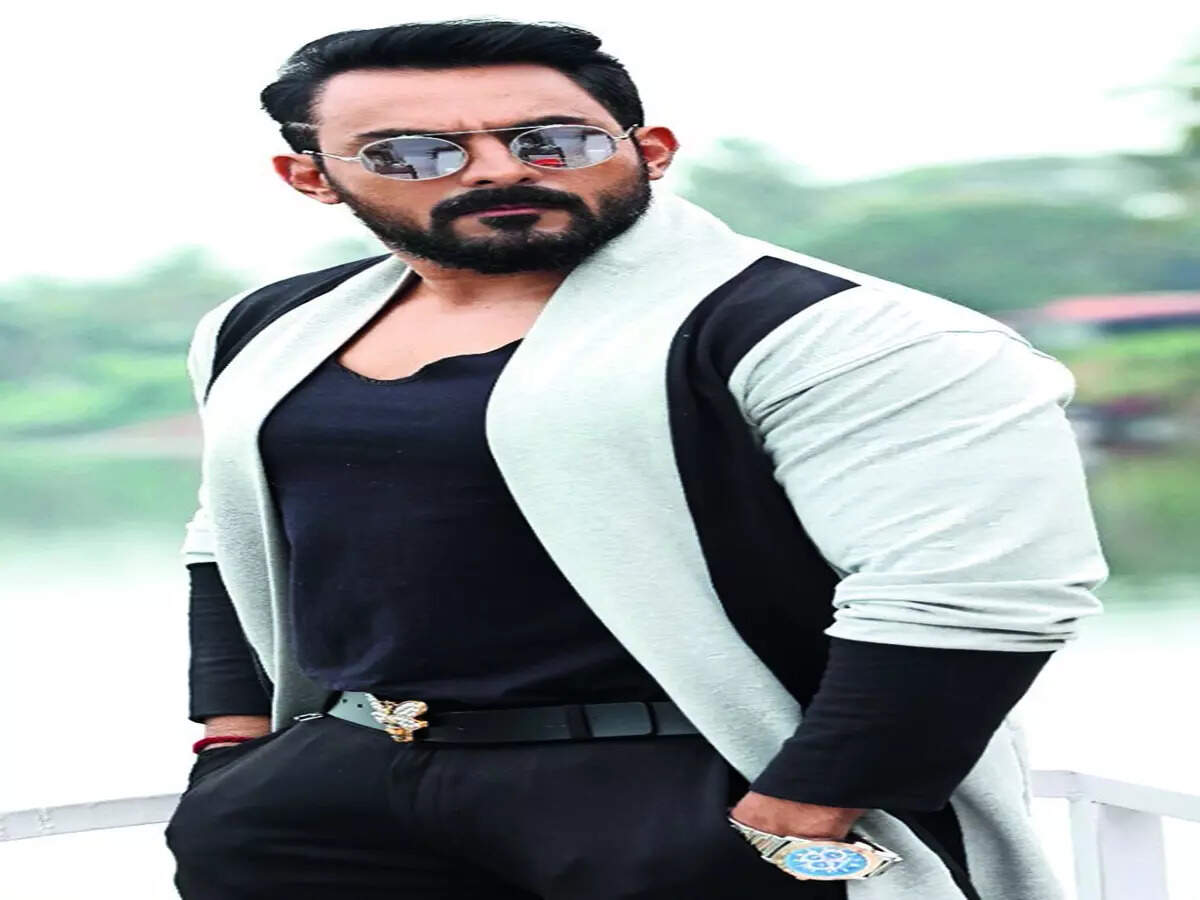 Iravan Movie Review: Too much action - Vimarsana News