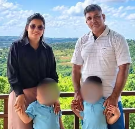 Haryana gangster Mainpal Dhilla with his family<br>