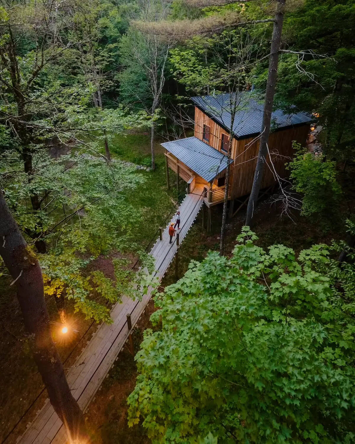 How a Connecticut carpenter built cabin stays in upstate, NY