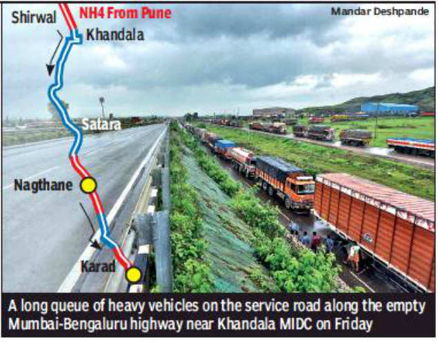 Kolhapur: 30,000 heavy vehicles queue up as NH4 shut for fourth day