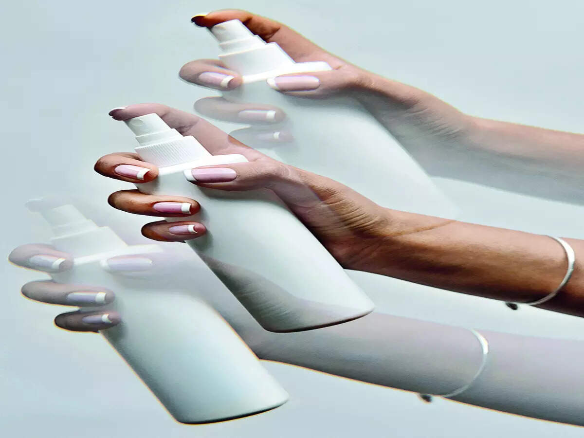 What’s criminal behaviour? Carrying pepper spray Cop