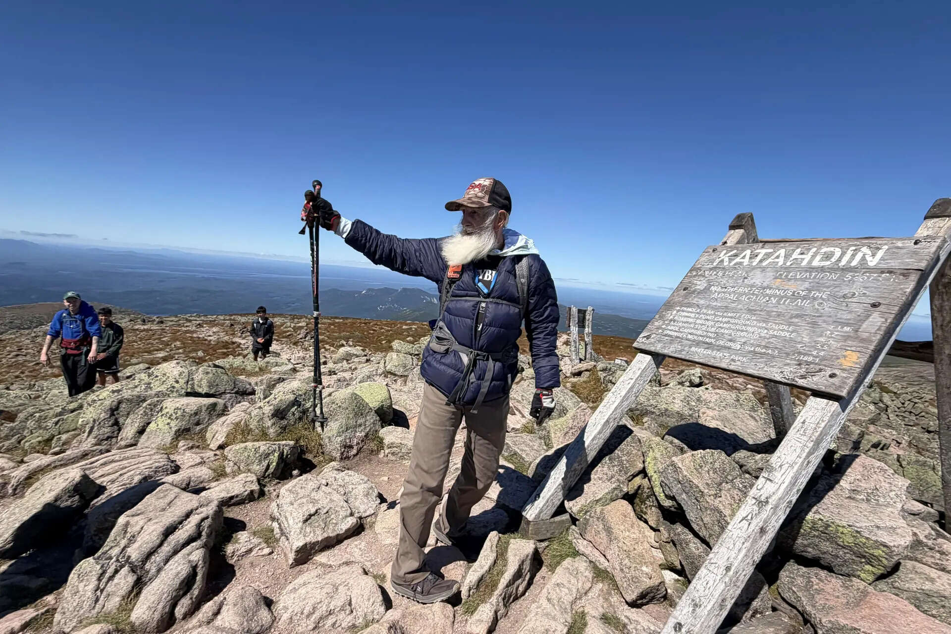 ​At 91, Tennessee’s Dale Sanders reached Maine’s Mount Katahdin after completing the gruelling Appalachian Trail and inspiring thousands along the way.