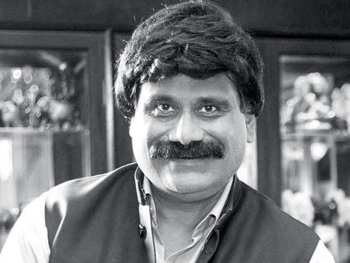 The Informer The jewel king