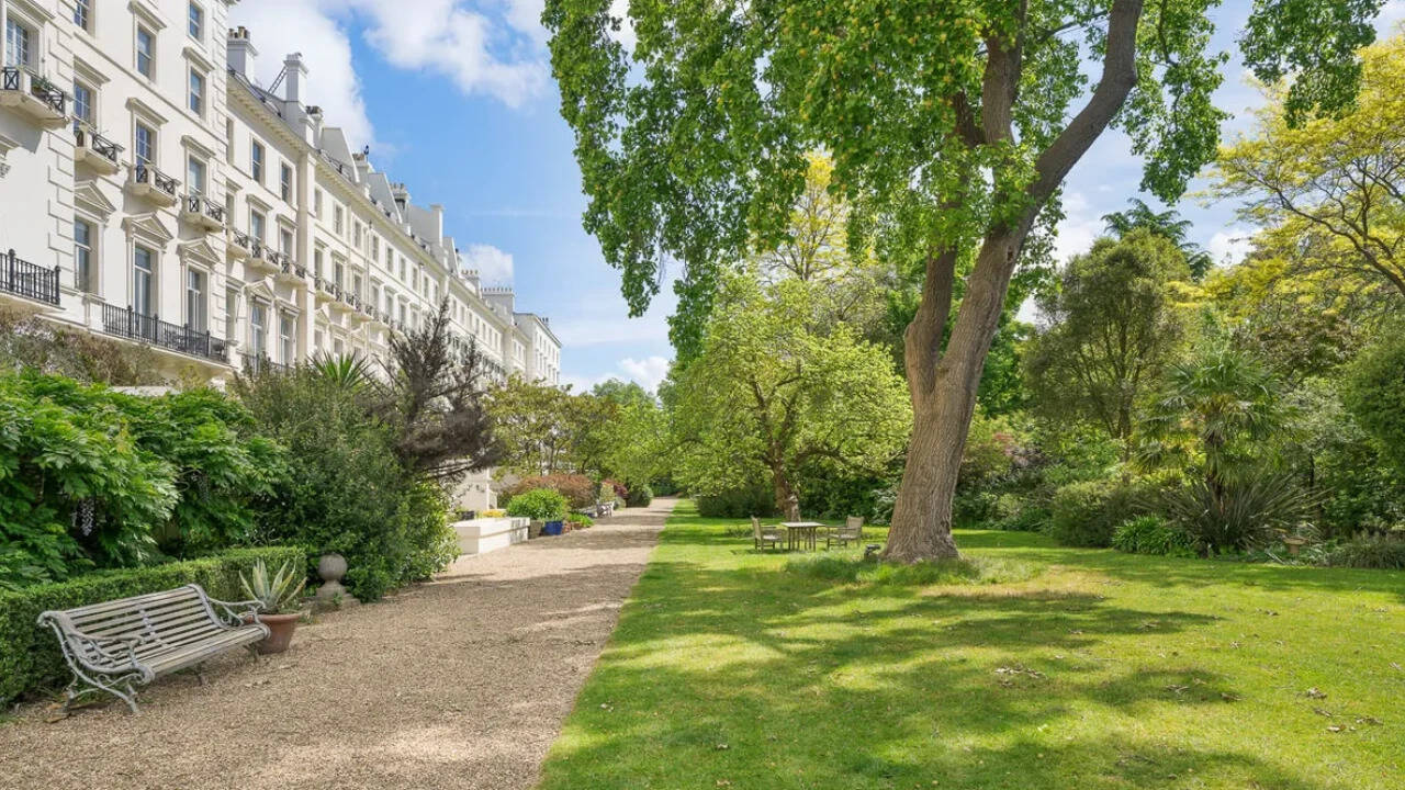 The Hyde Park terrace