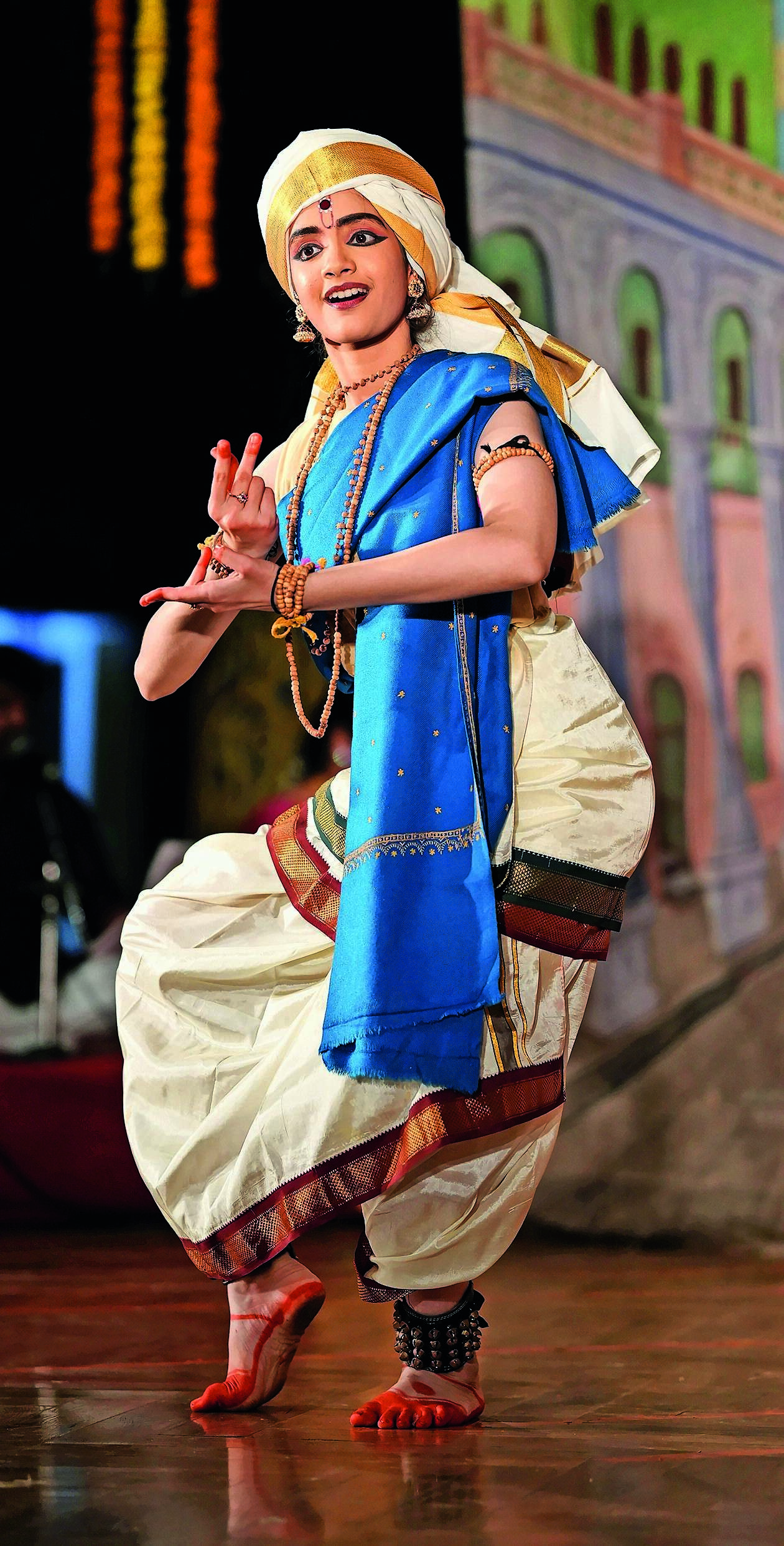 Aginidyothanudu 2 - Nuthna Ananya