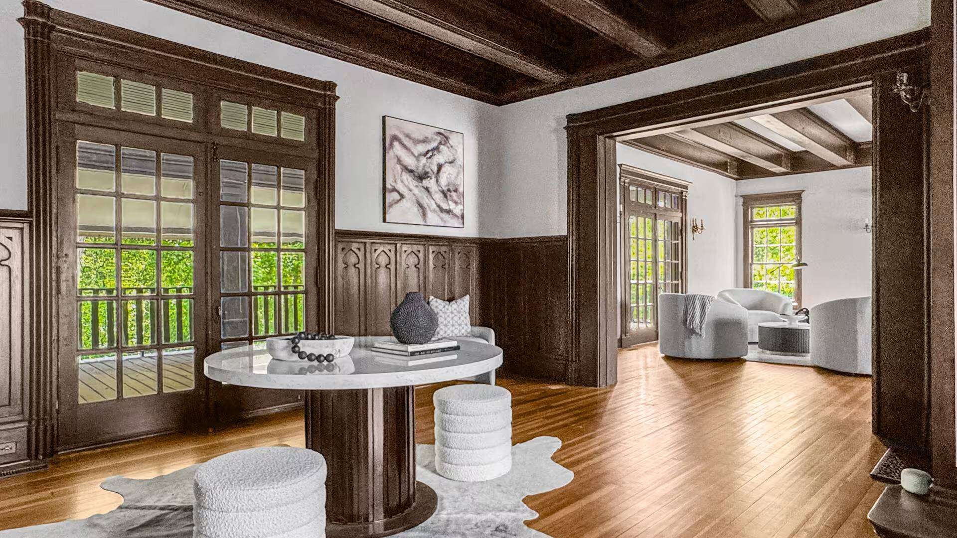 A $1.75M mansion shares its architect with Travis Kelce’s Ohio estate
