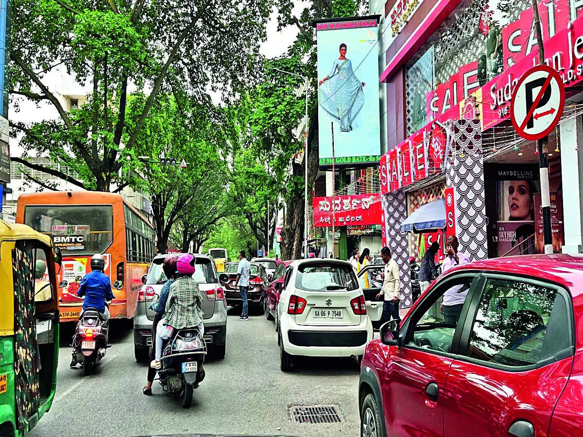 malleswaram Malleswaram Mirror Special Parking puzzles and traffic