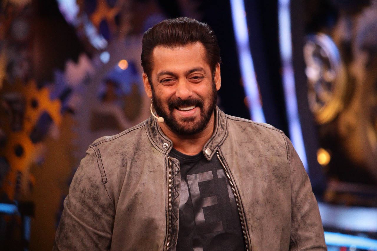 Salman Khan: Live Updates: Bigg Boss 11 Weekend Ka Vaar with Salman