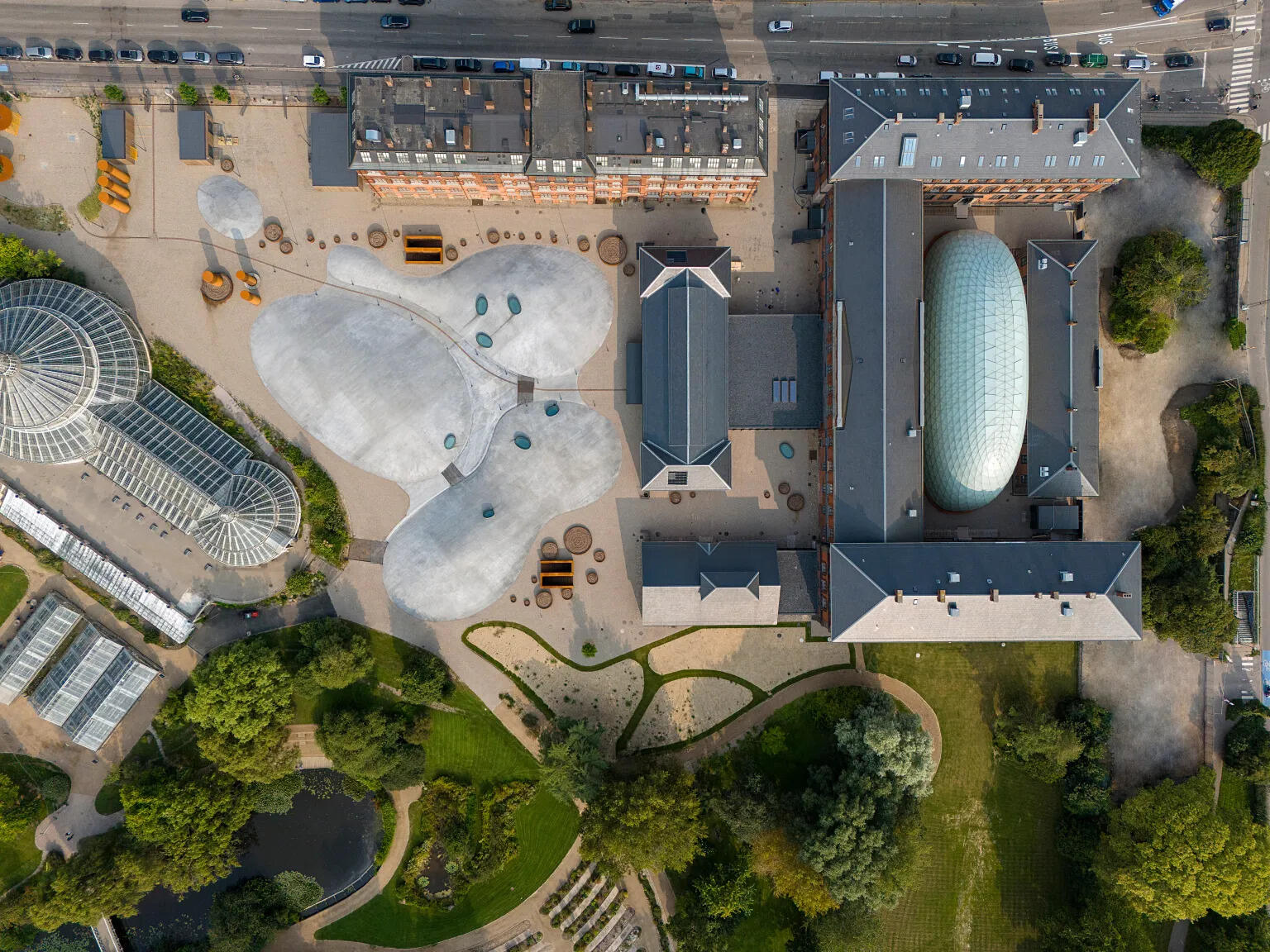 The spectacular Ocean Hall will feature a huge dome made with 1,600 triangular glass panels.