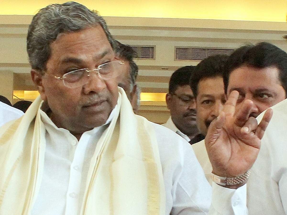 Karnataka to Get New CM in 'Next 48-72 Hours'; Siddaramaiah's Supporters  Begin Celebrations | 10 Points | India News, Times Now