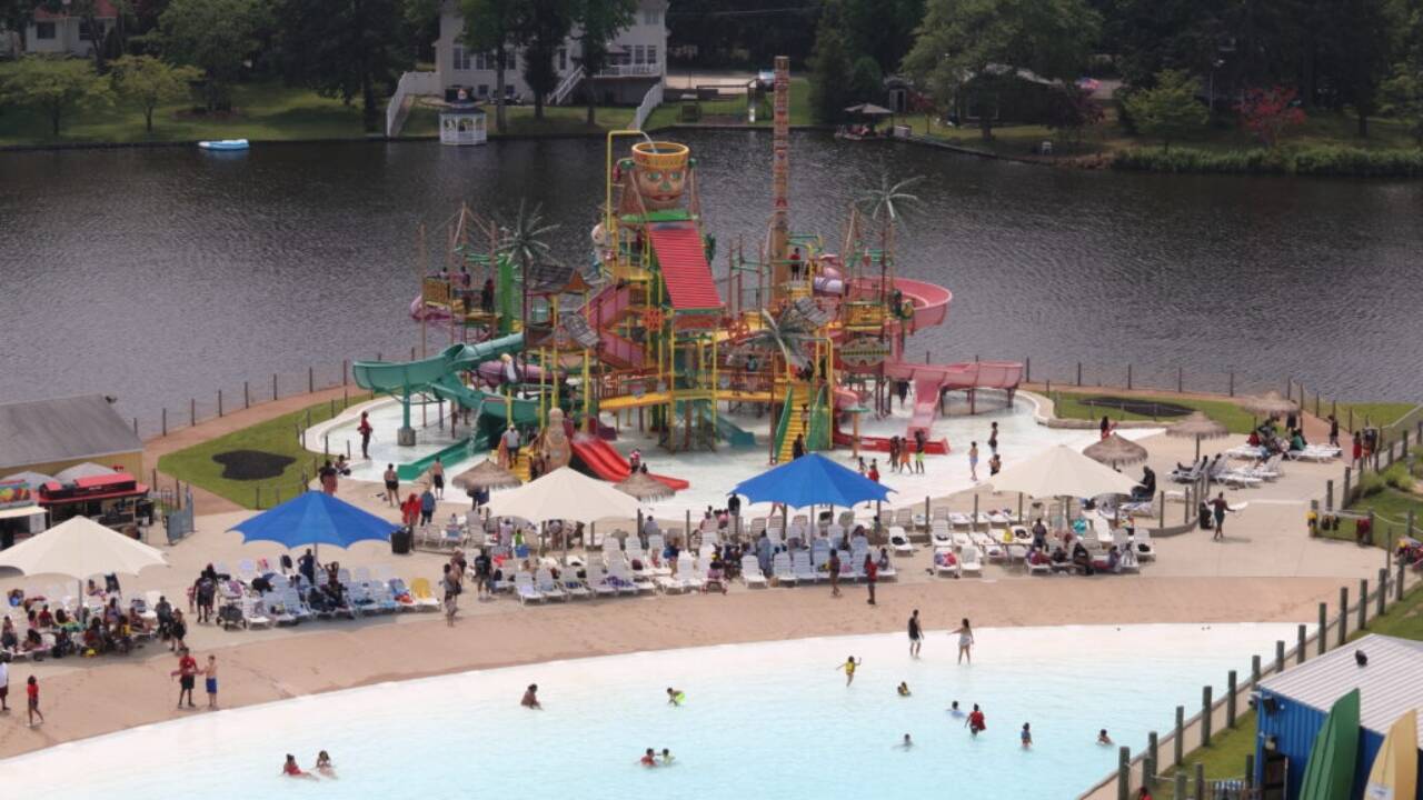 ​<strong>A century of memories ends as New Jersey’s Clementon Park closes</strong>​