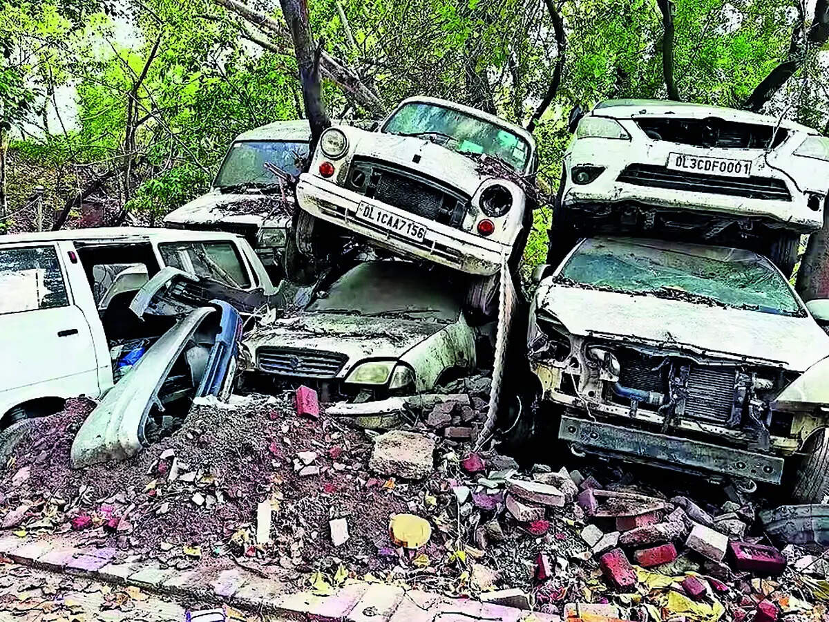 Raw deals: Scrapped cars from Delhi land in Karnataka