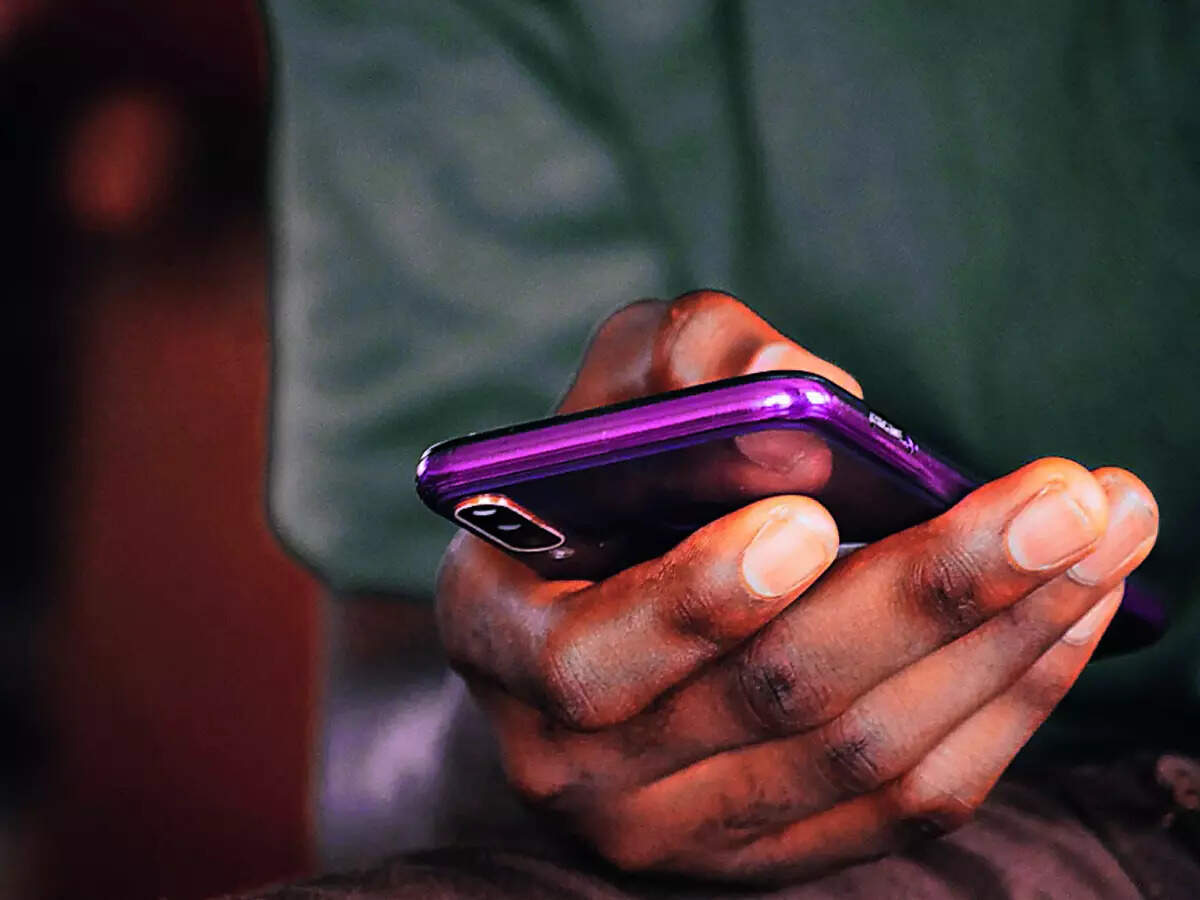 Mobile phone snatching cases surge across the city