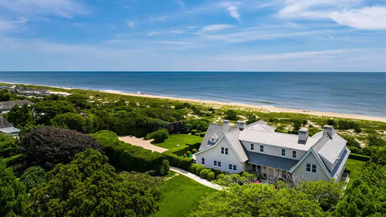 Hamptons Covert <strong>East Hampton’s historic Dune Cottage sells for $72M</strong>
