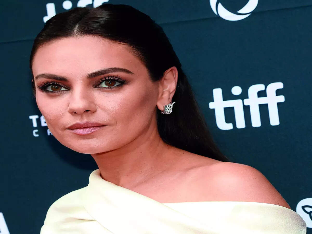 Mila Kunis on working with Daniel Craig