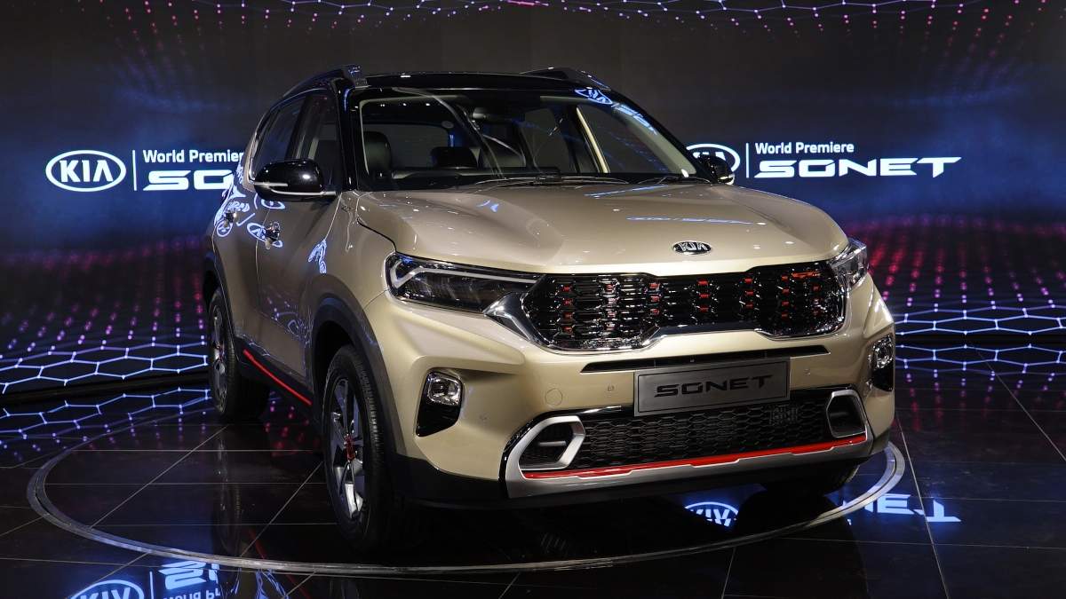 Киа сонет узбекистан. Киа Сонет. Kia Sonet 2023. OLIX Kia Sonet 1.5l. Kia Sonet QY 2024.