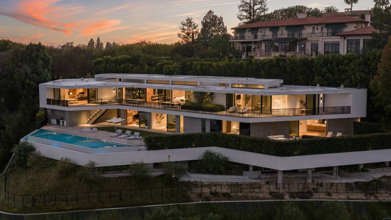 Squishmallows creator wants $38m for mansion he never lived in