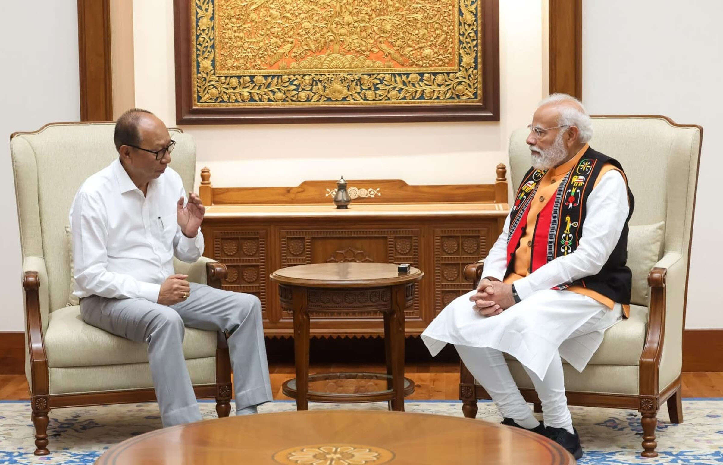 9225a1dc-26ea-49cc-a7d7-afe4bfe9873f_Manipur_CM_meets_PM_Modi_5.jpeg