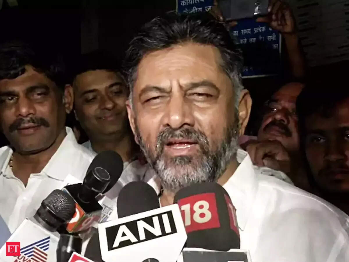 DK Shivakumar writes to Chief Minister BS Yediyurappa against