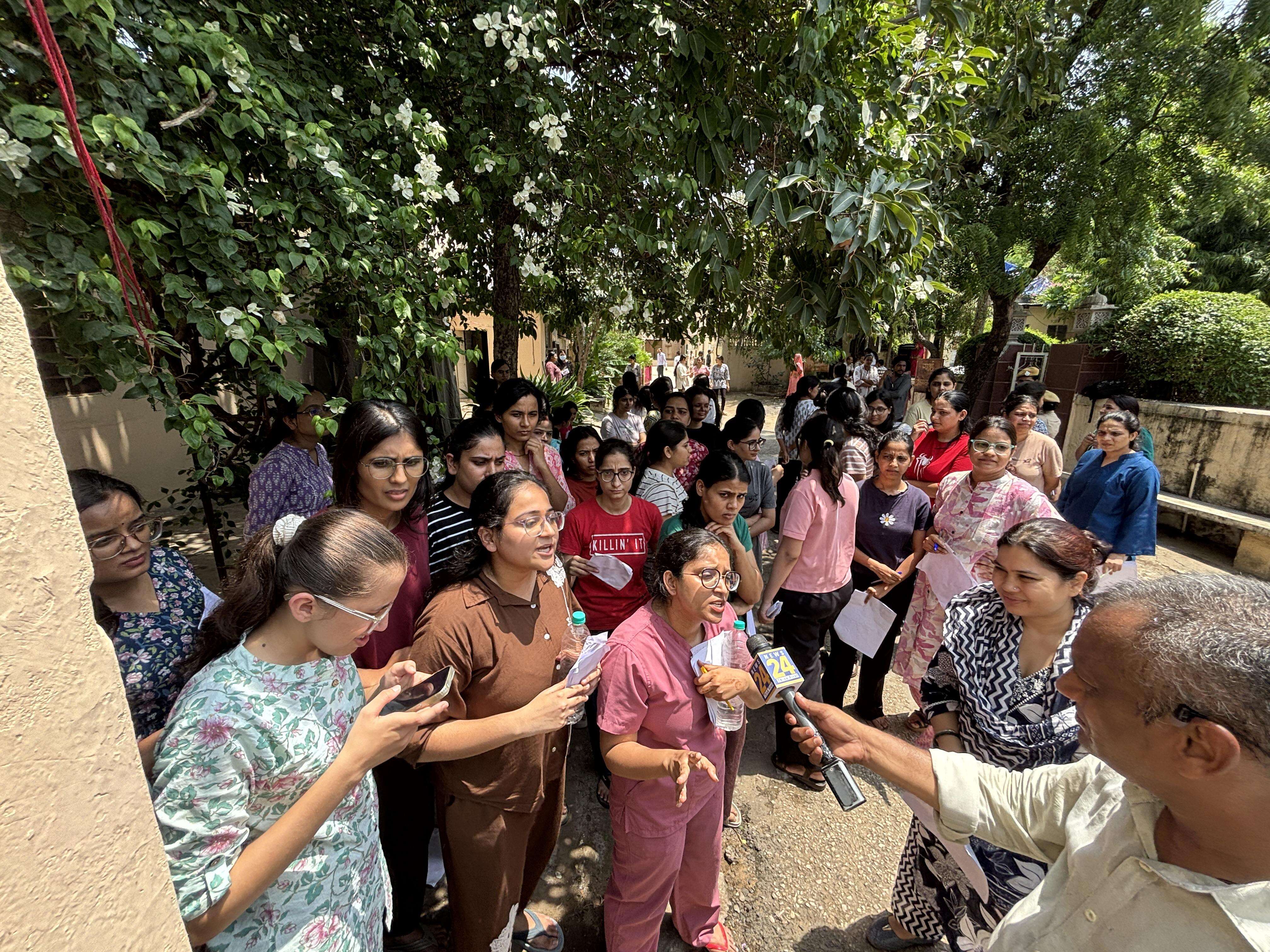 Chaos at the Sri Sathya Sai College after Candidates taking the All India Ayush Postgraduate Test (AIAPGET) exam (Bhagirath) (15).jpeg