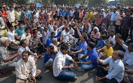Madhya Pradesh: Burhanpur bandh in support of Maharashtra Dalits turns violent