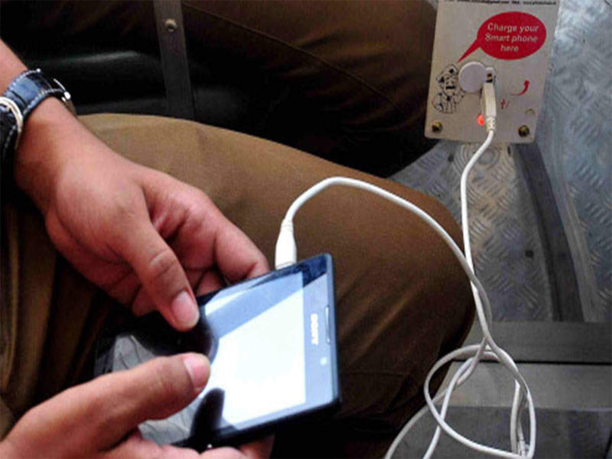Bengaluru: Man using phone while charging it loses three fingers