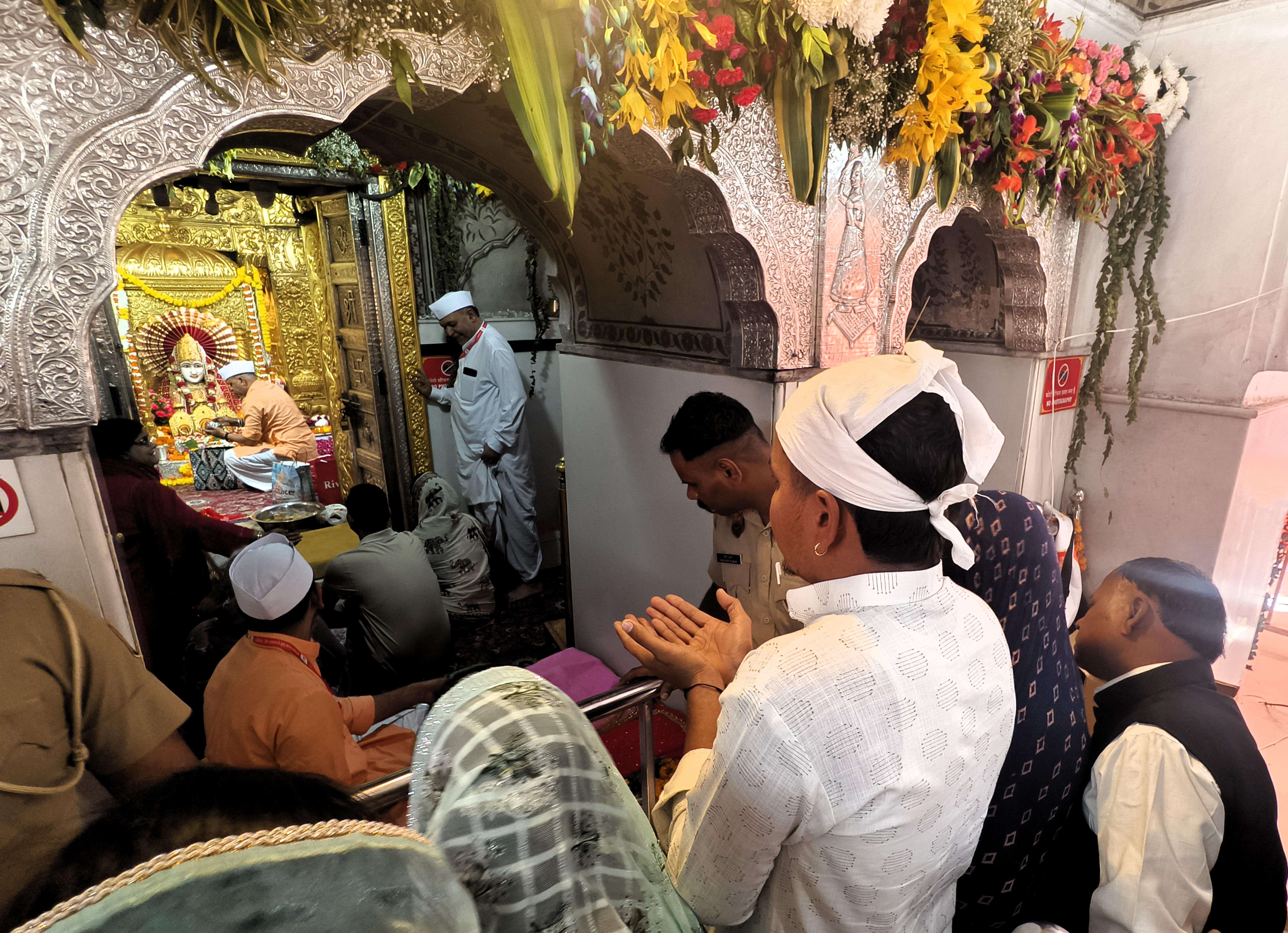 19 Oct  Devotees Throng Mata mansa Devi Temple As Maha Asthmi and Maha navami Coincide (6).jpg