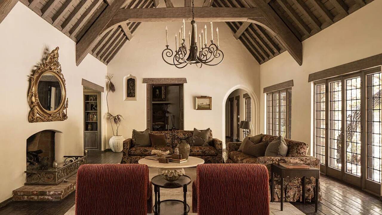 Zillow English manor living space