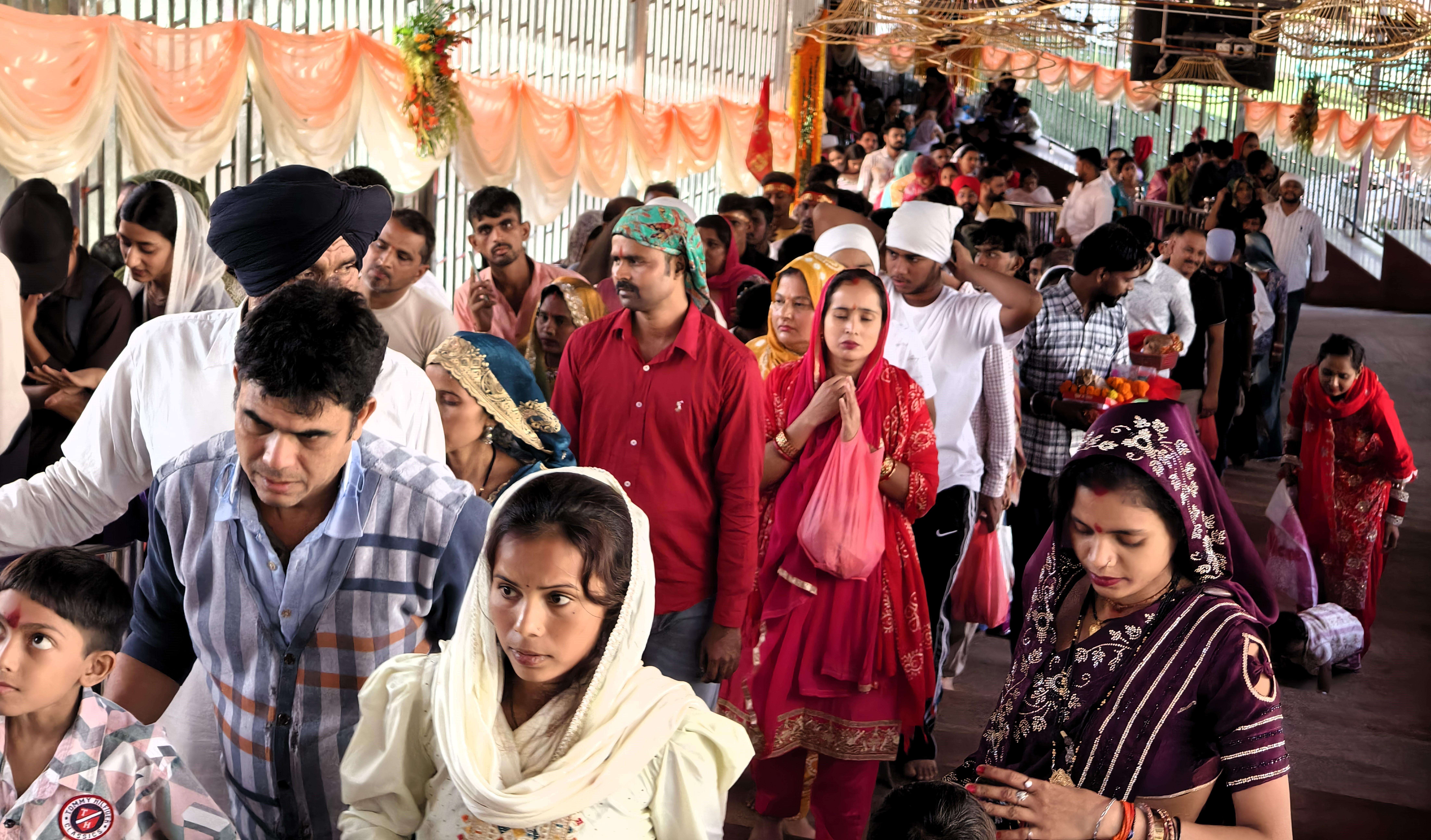 19 Oct  Devotees Throng Mata mansa Devi Temple As Maha Asthmi and Maha navami Coincide (4).jpg