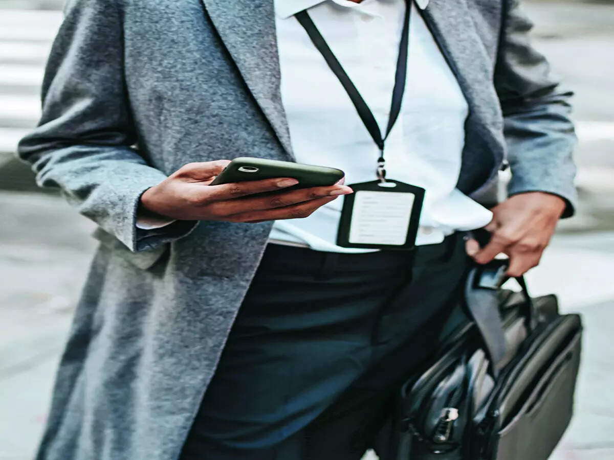 The Towns Mirror Special: It's time to secure phones - Vimarsana News