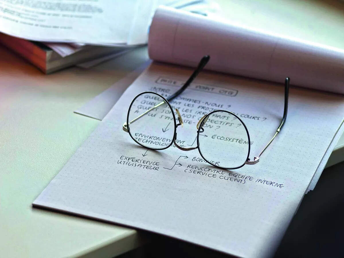 When non-specialist tackles question paper