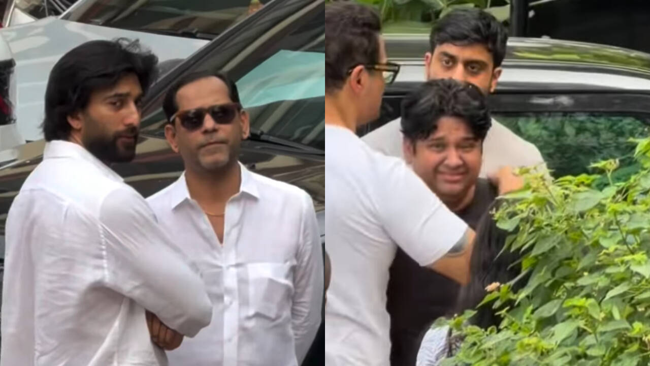 Celebs at Sanjay Gupta's residence 7